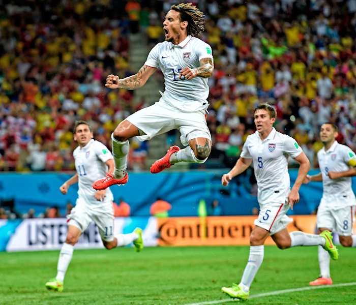 2014-USA-home-uniform-Jermaine-Jones.jpg